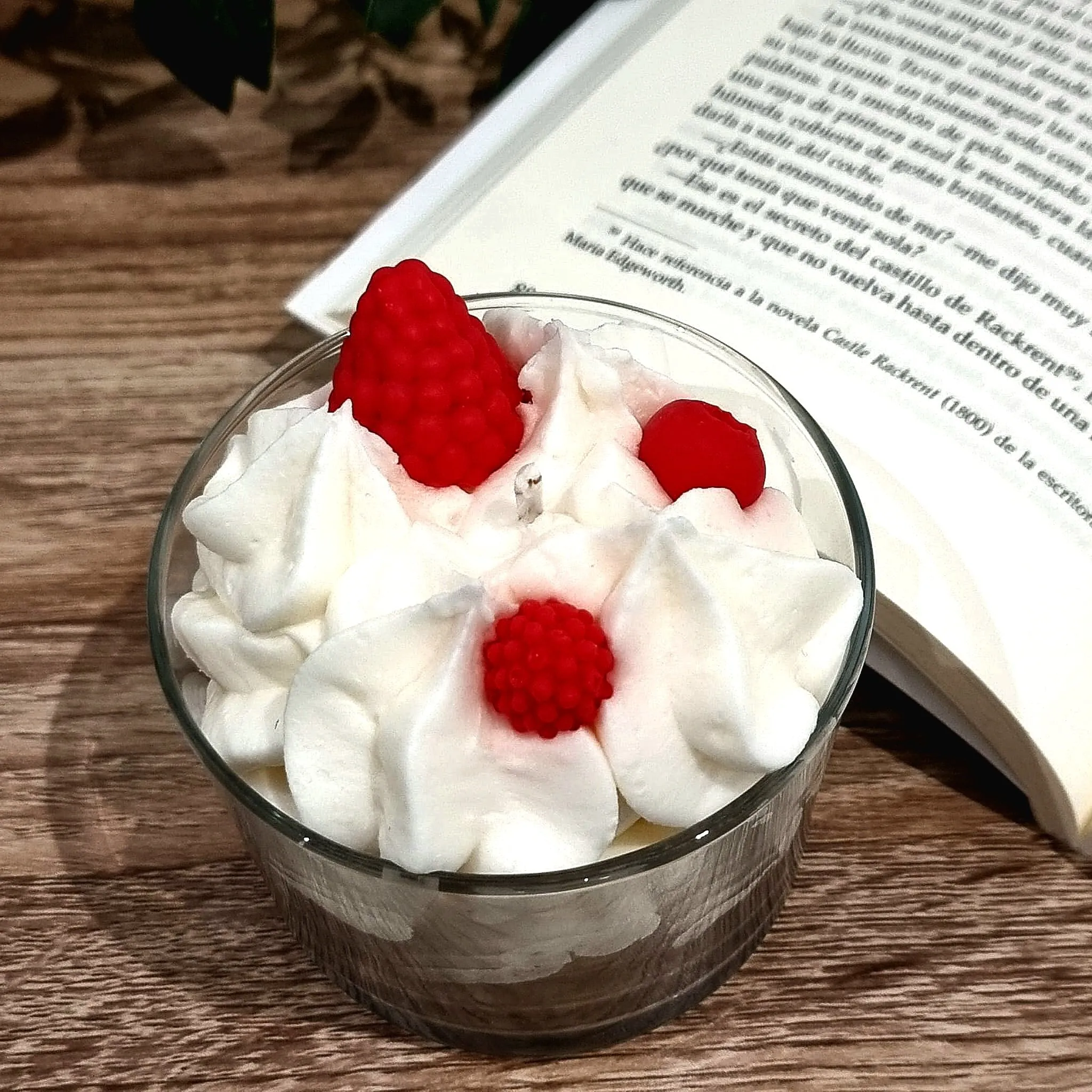 Vela frutos rojos - Imagen 2