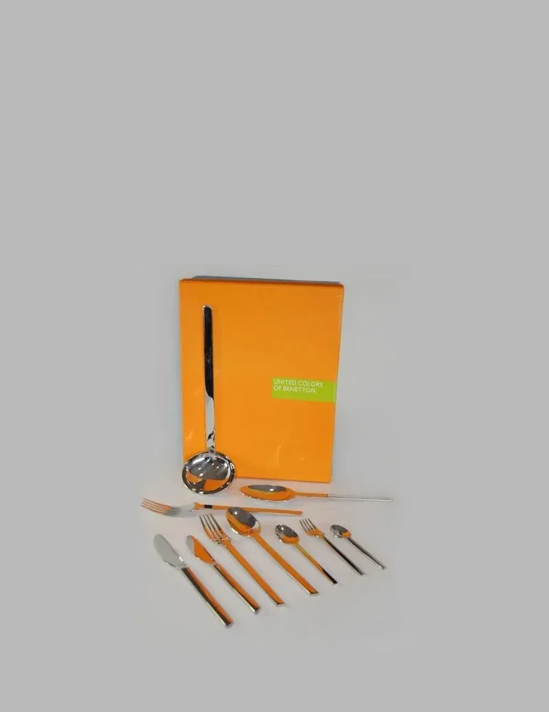 Cubertería BENETTON acero inoxidable 87 piezas