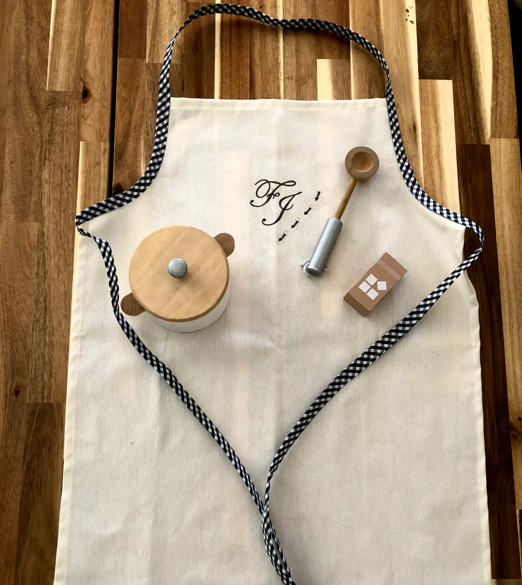 Delantal Minichef Vichy Negro