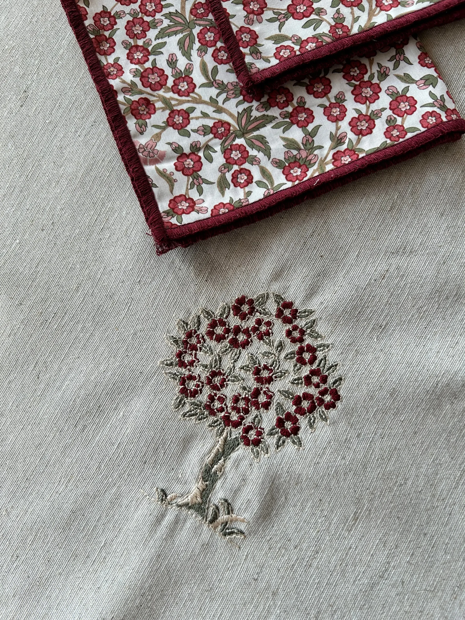 Pack VILLA Mantel y Servilletas - Imagen 2