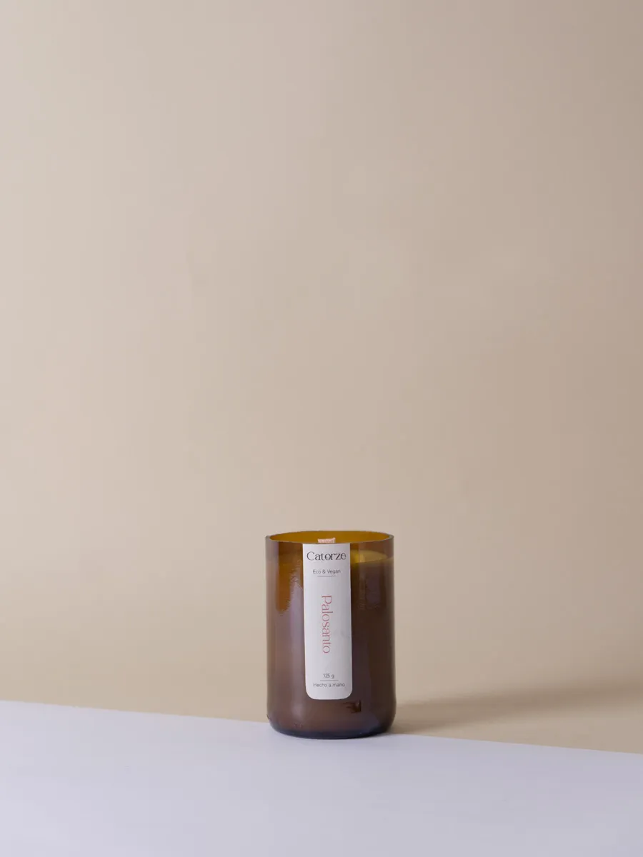 Palosanto · 125 | 260g · Vela Artesanal de Cera de Soja - Imagen 3