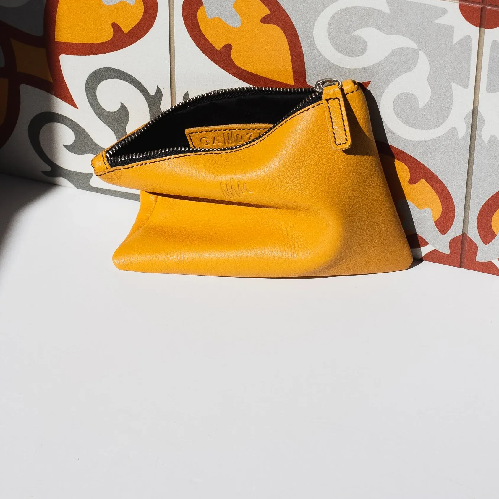 Cartera de cuero amarilla - Imagen 5