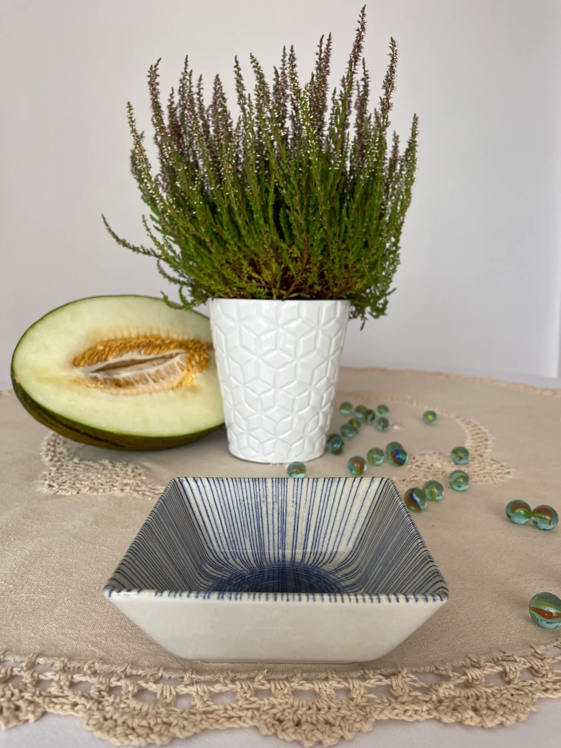 Cuenco cuadrado 13 cm., azul, cerámica. - Imagen 3