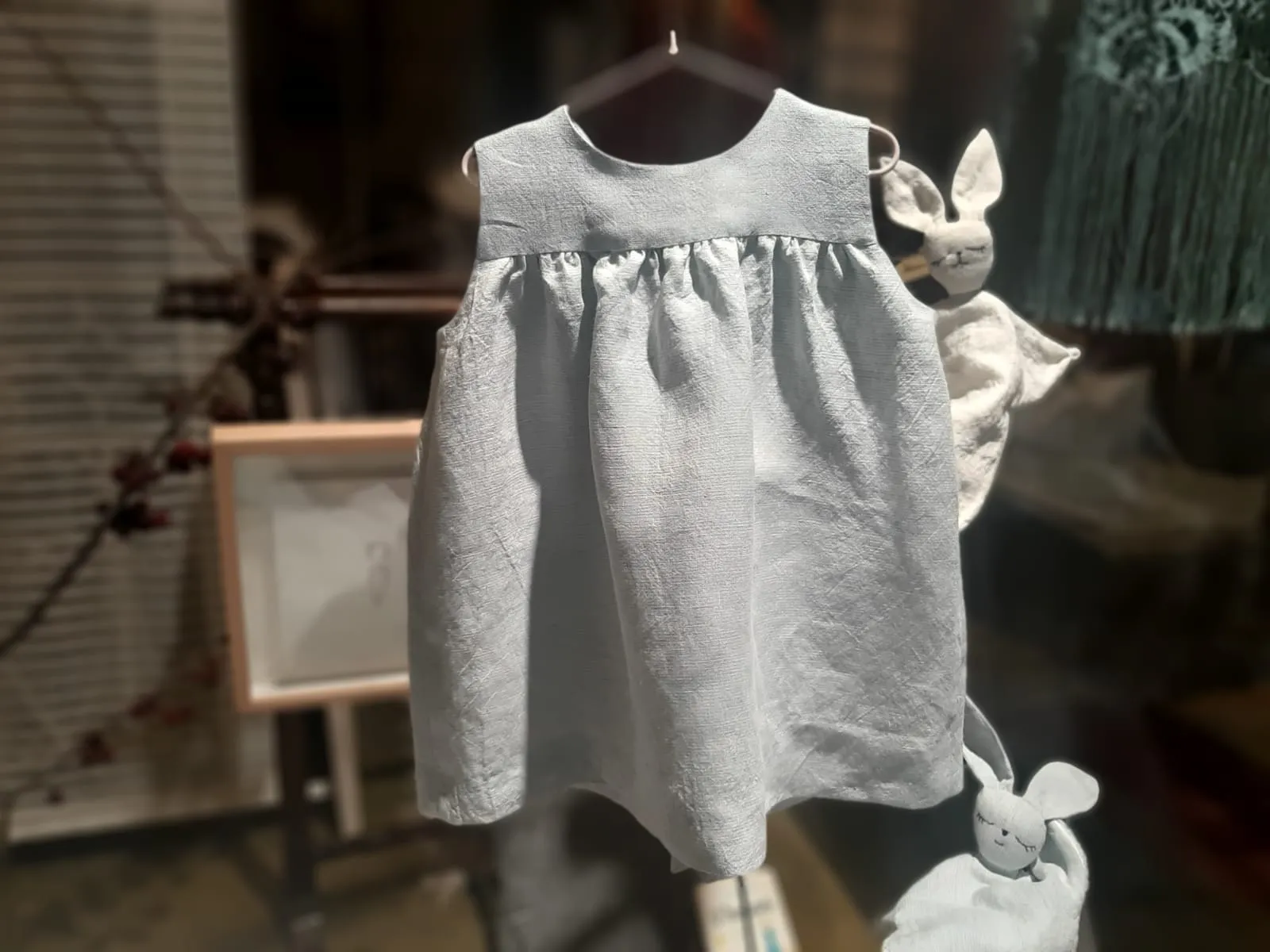 Vestido azul de lino niña - Imagen 5