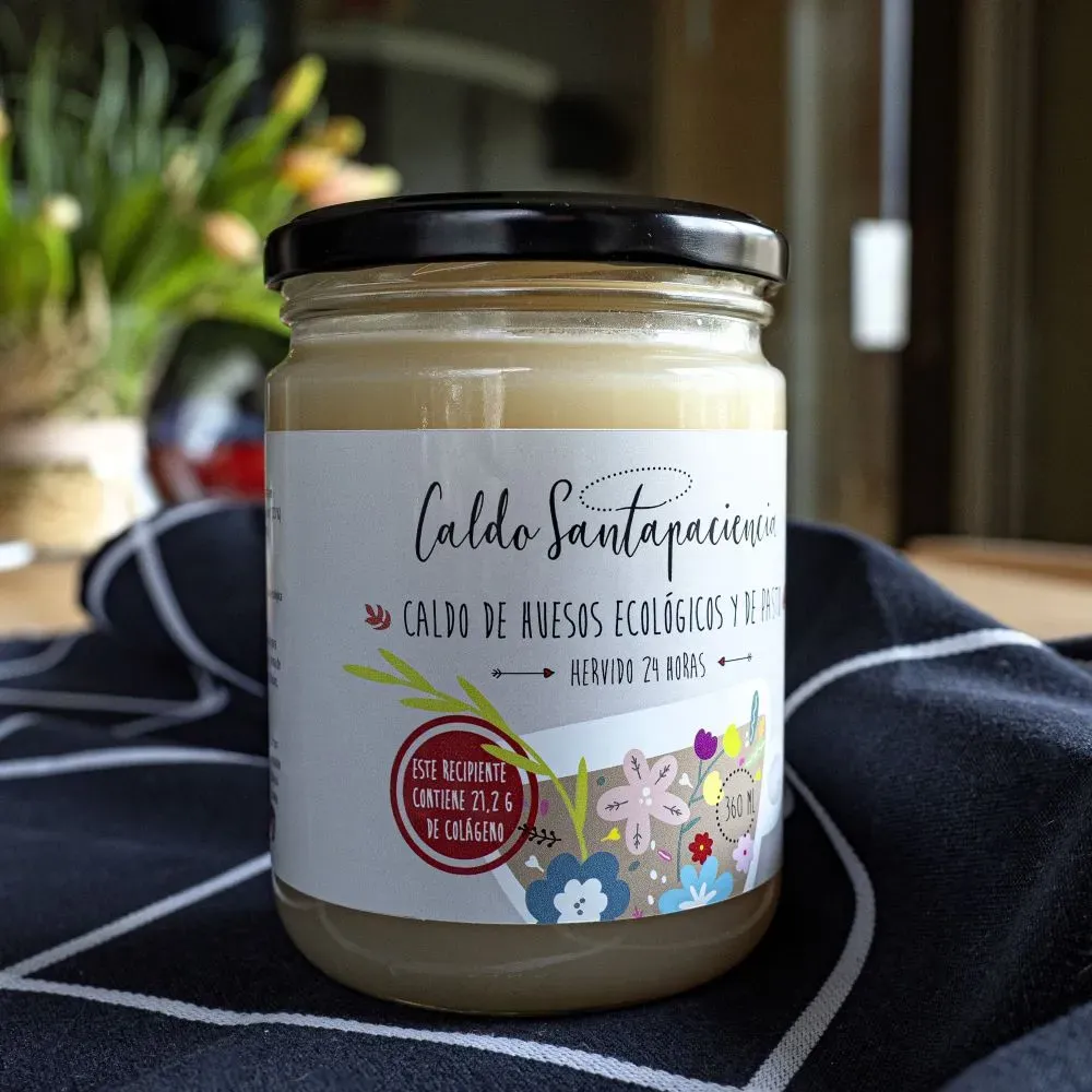 CALDO DE HUESOS ECOLÓGICO EN TARRO DE CRISTAL SANTAPACIENCIA – 360 ML - Imagen 3
