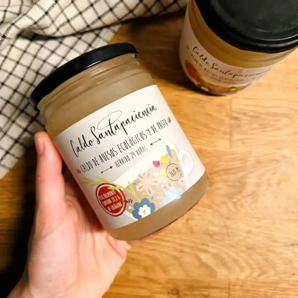 CALDO DE HUESOS ECOLÓGICO EN TARRO DE CRISTAL SANTAPACIENCIA – 360 ML - Imagen 4