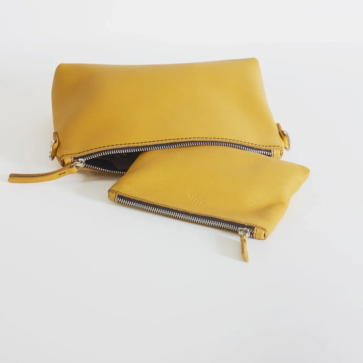 Cartera de cuero amarilla - Imagen 3